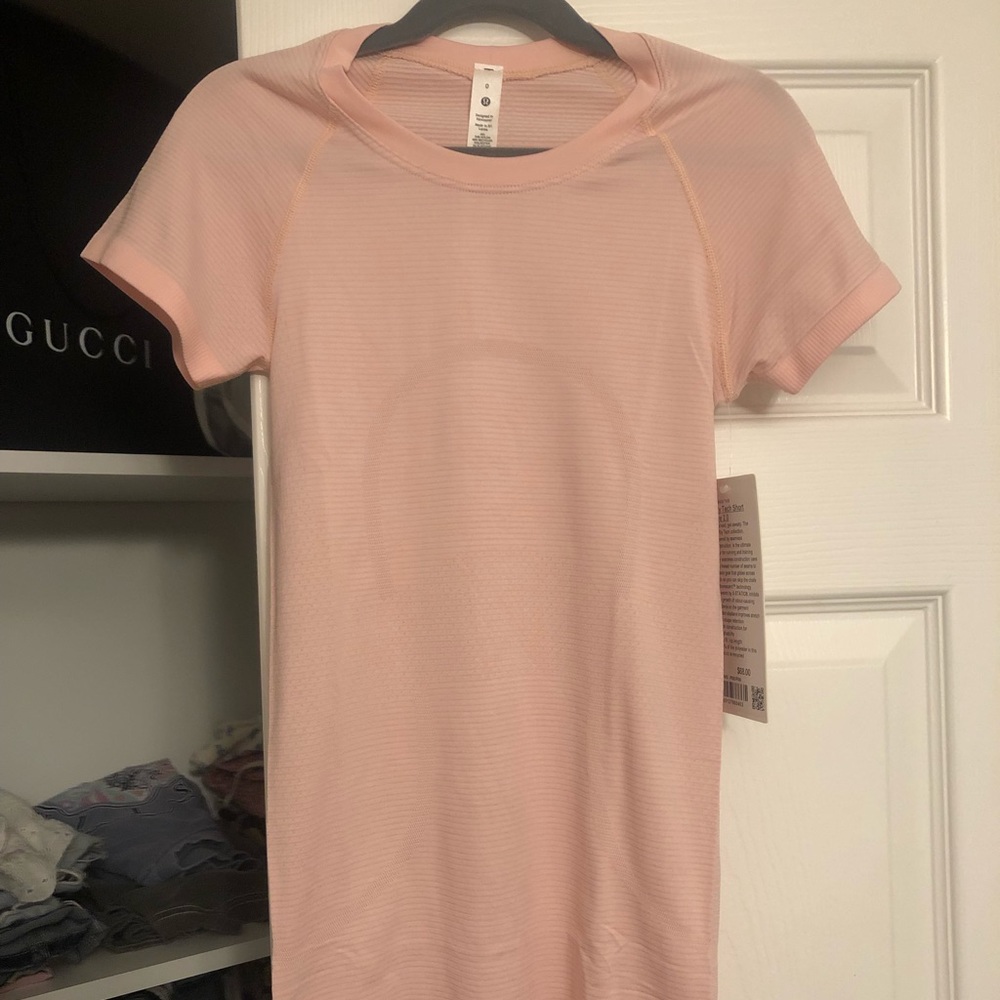 Swiftly tech Short sleeve 2.0 “Pink Mist”